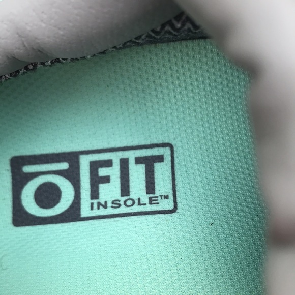 New - NWOT Oboz Women's Sapphire Low B-Dry Waterproof Hiking Shoes - Size US 7 - Picture 9 of 10